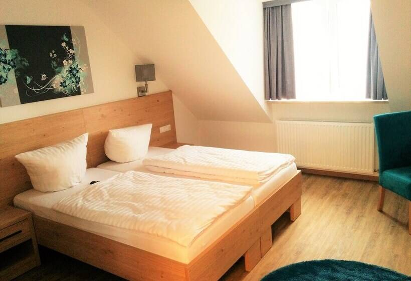 בית מלון כפרי Stadtvilla Central