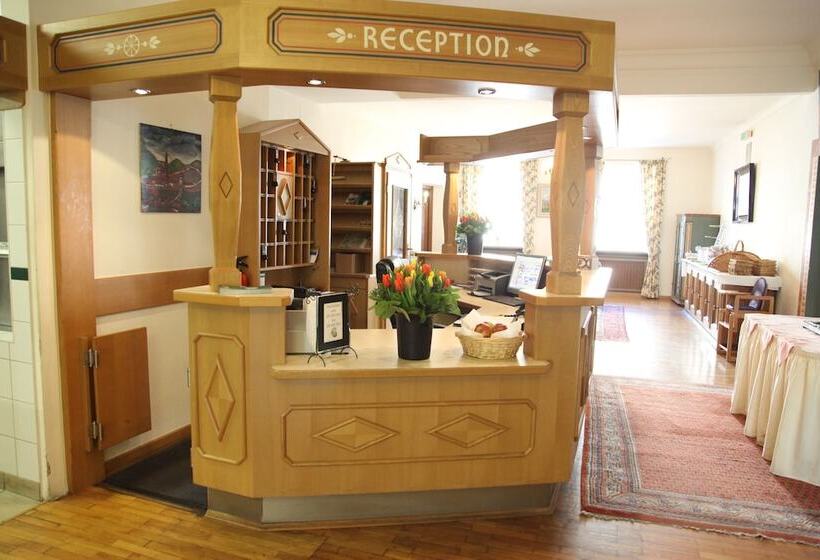 پانسیون Brauereigasthof/hotel Bürgerbräu