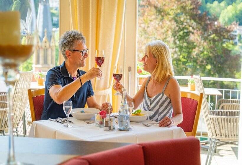 Wellnesshotel Rothfuss Mit Spa Und 2 Schwimmbädern
