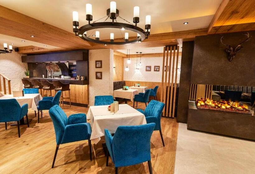 בית מלון כפרי Alpenhof