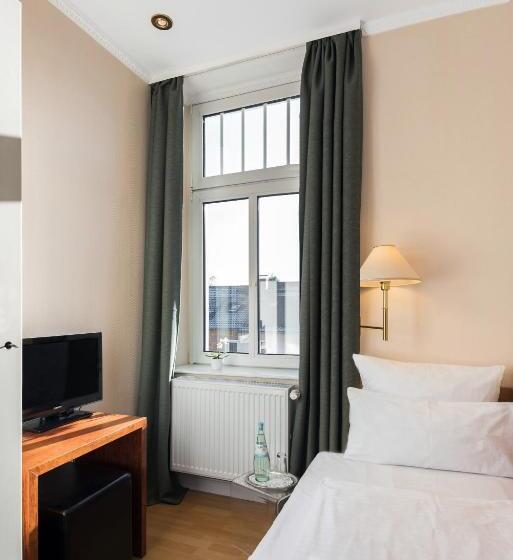 هتل Barbarossa Classic