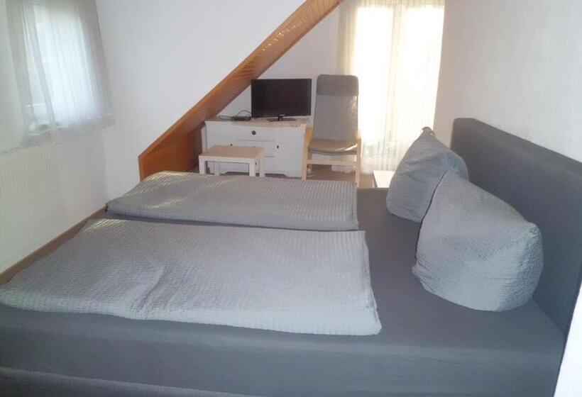 호텔 Ferienquartier Waldblick