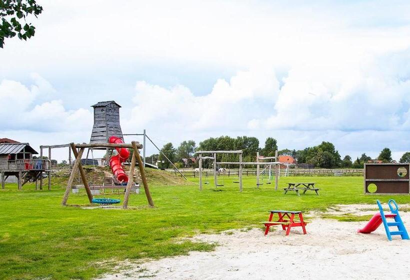 هتل Frieslandstern Ferienhof Und
