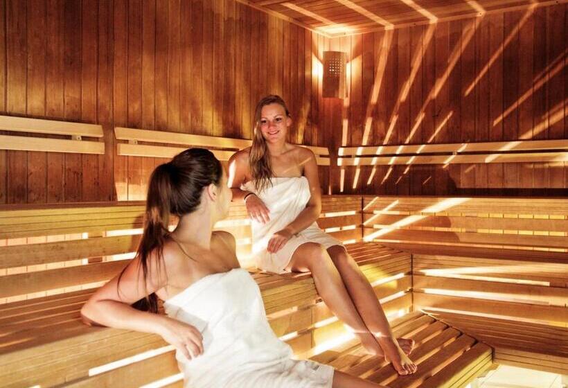 호텔 Hochsauerland By Center Parcs