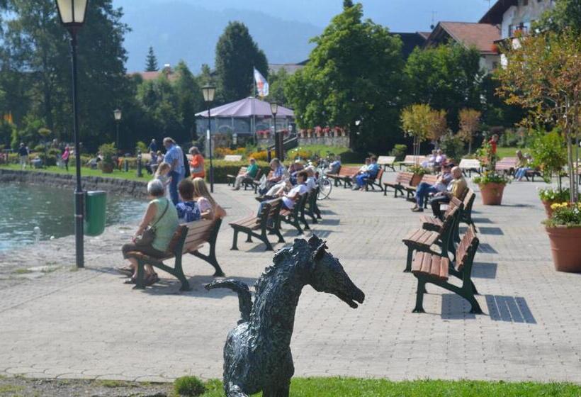 בית מלון כפרי Pension Ostler