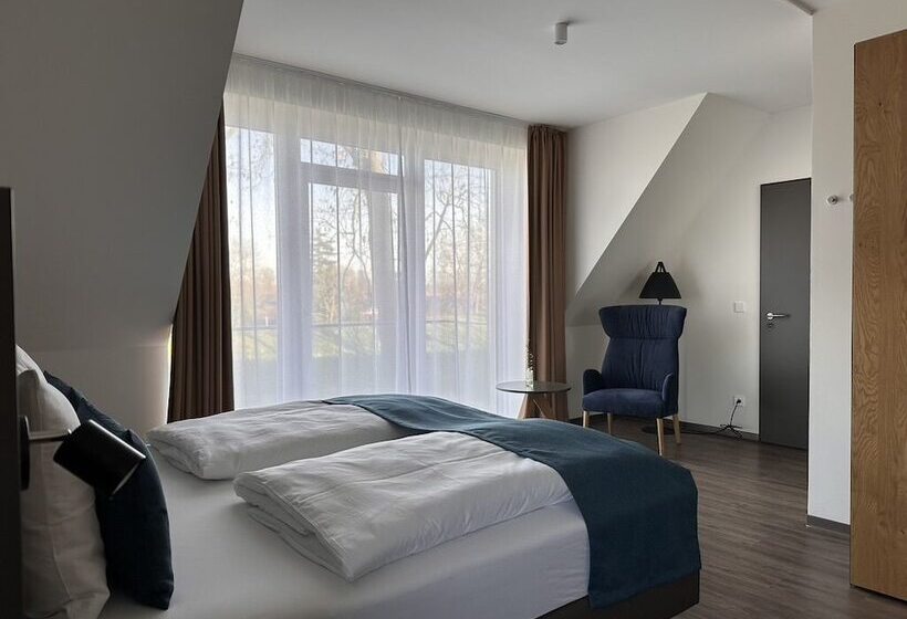 هتل Schöne Aussicht