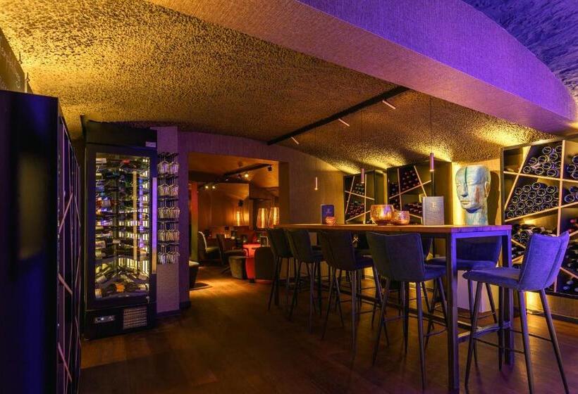 ホテル Erasmus   Mein Genuss  Und Wellness