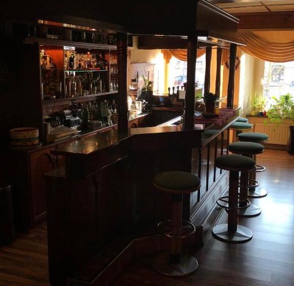 בית מלון כפרי Restaurant Mohren