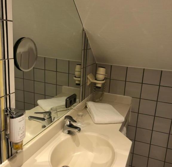 ホテル Restaurant Zum Neuling