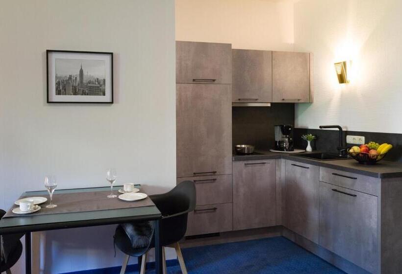 ホテル Saar Galerie