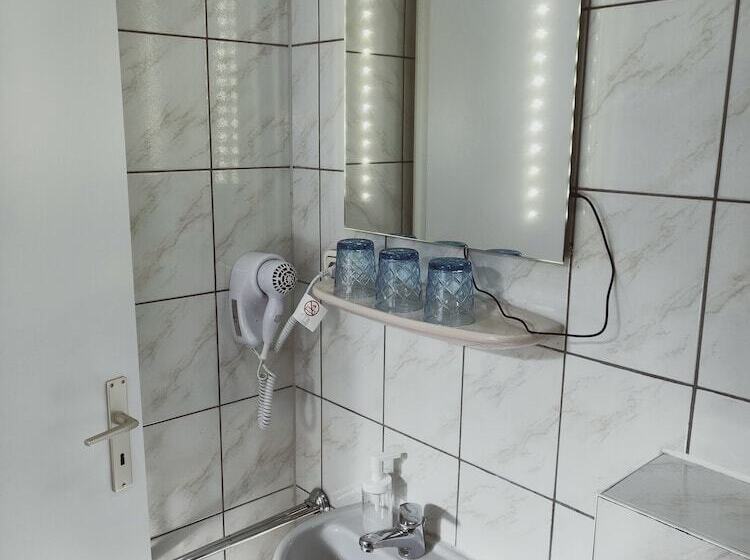 호텔 Tempelhof  Citymessearena