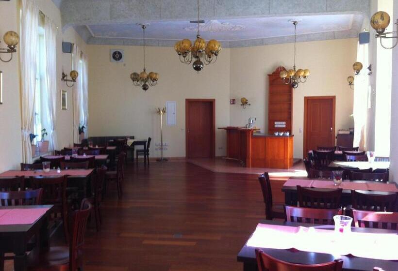 فندق Zum Bügeleisen