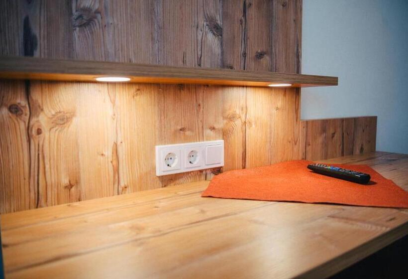 ペンション Gasthaus Stroh