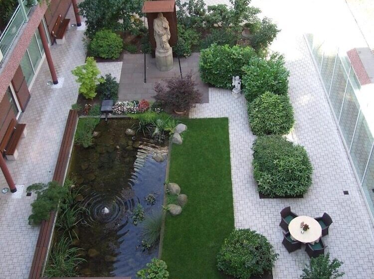 Residenz Am Dom Boardinghouse Apartments