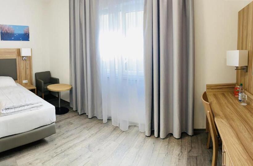 Garni Hotel Zur Krone