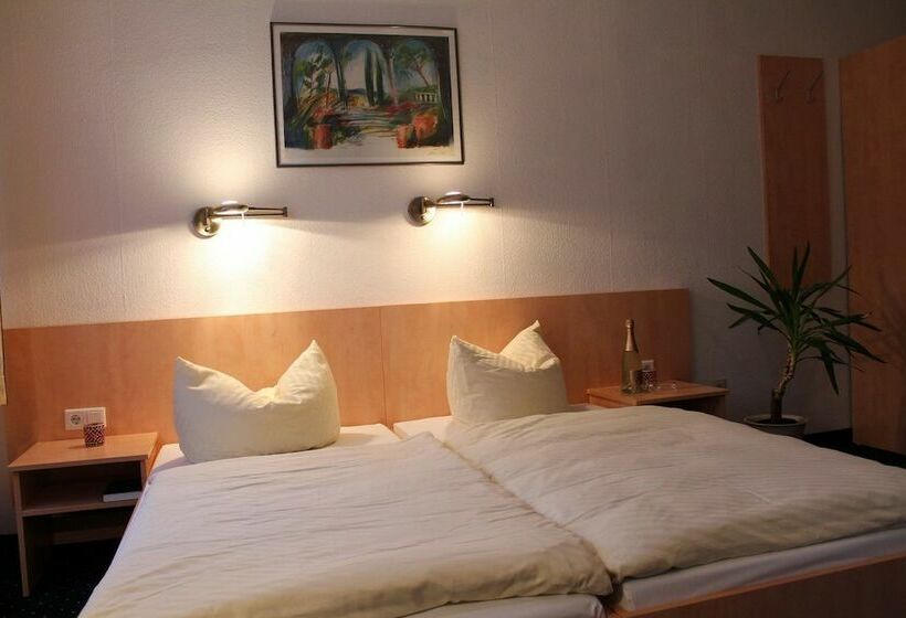Отель Adlerhof