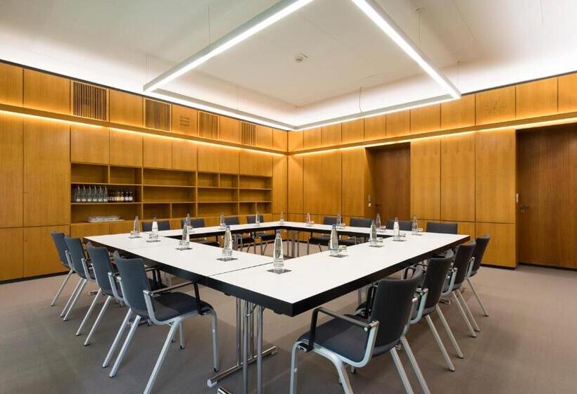 هتل Akademie Der Dioezese