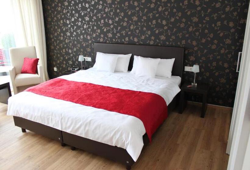 ホテル Feriendomizil Am Lindenplatz