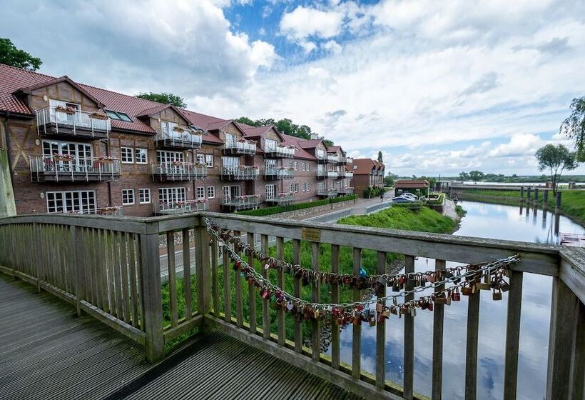 ホテル Hafen Hitzacker  Elbe
