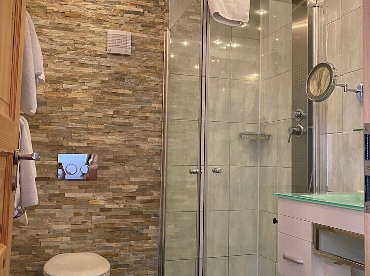 Отель Hirschen Menzenschwand