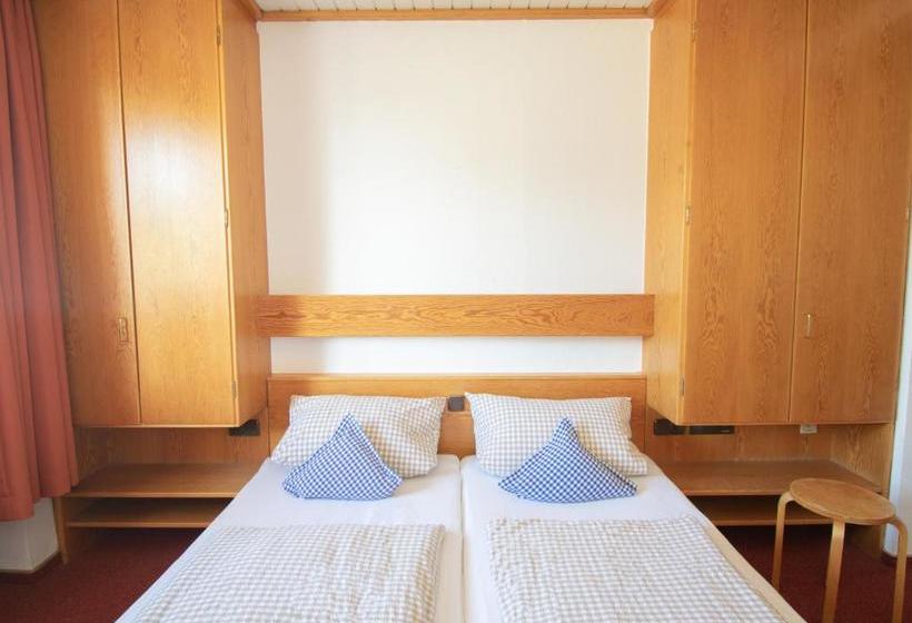 ホテル Laufelder Hof