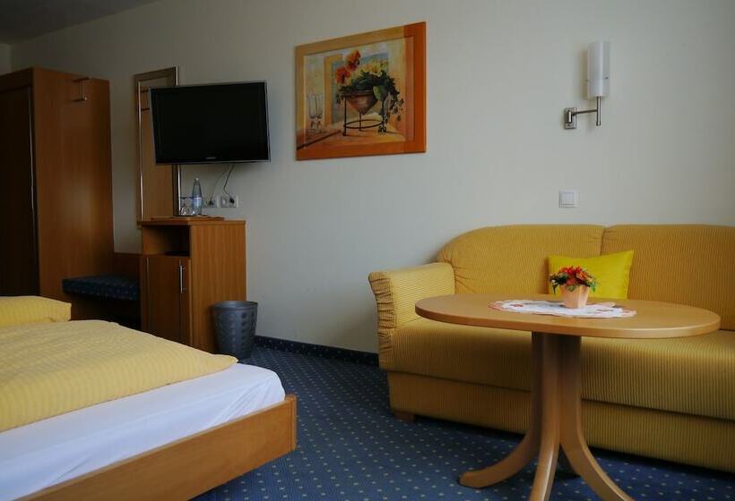 ホテル Linde Pfalz