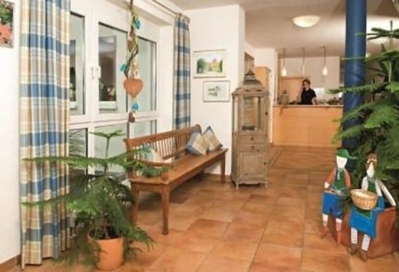 هتل Pension Gastehaus Kachelofa