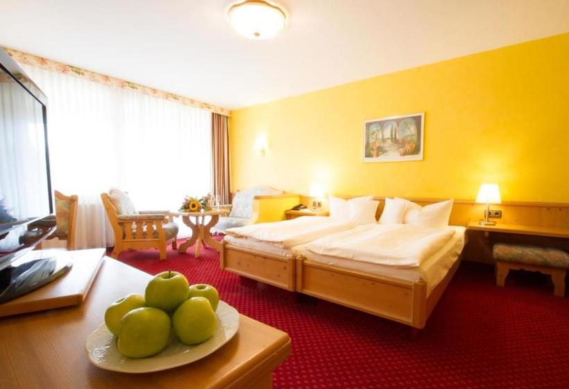 ホテル Pfalzblick