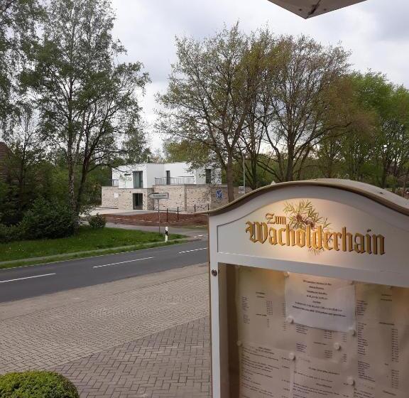 ホテル Restaurant Zum Wacholderhain