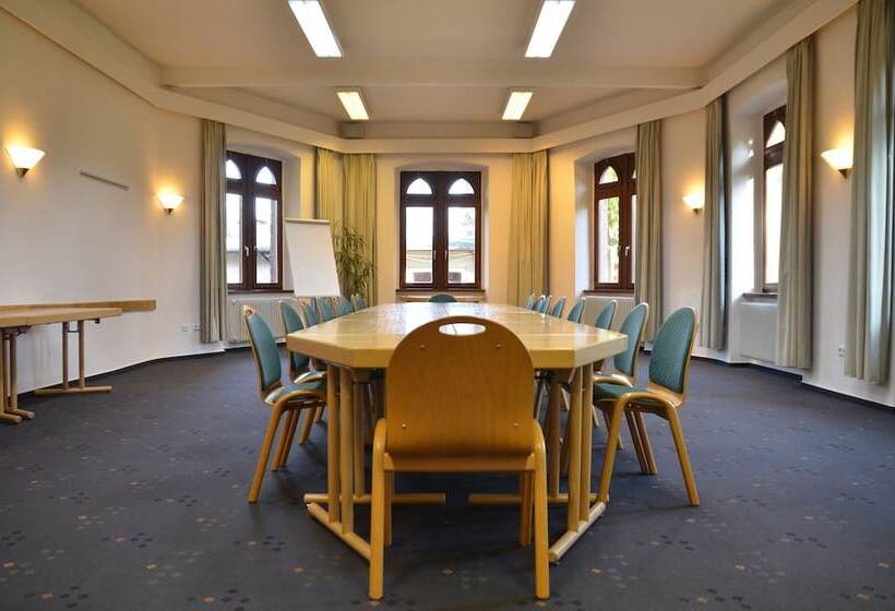 호텔 Stiftsberg   Bildungs  Und Freizeitzentrum