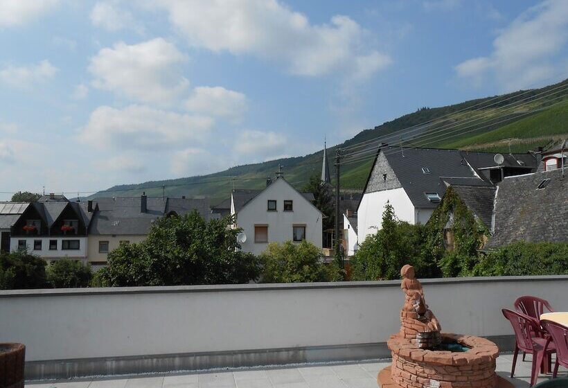 ホテル Zum Josefshof