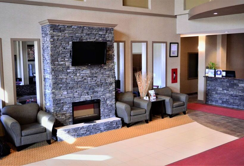 هتل Best Western Plus Estevan Inn & Suites