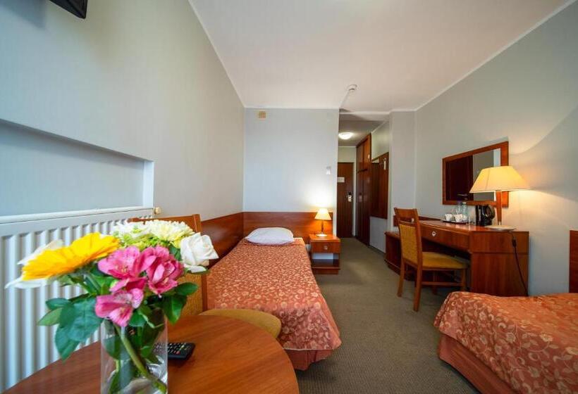 호텔 Gromada łomża