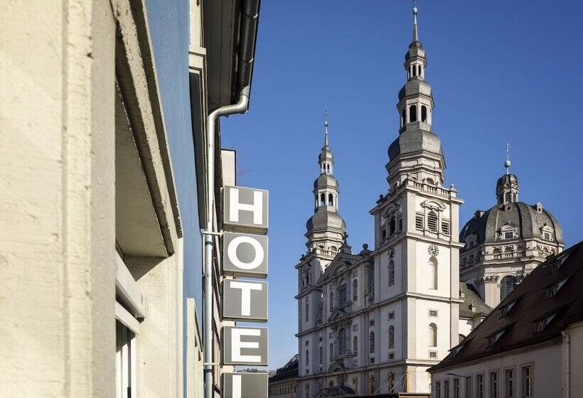 Hotel Kunterbunt   By Homekeepers