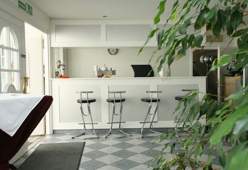 Landhotel Weißer Hahn