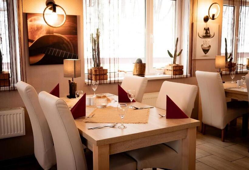 هتل Mazuria Country & Spa
