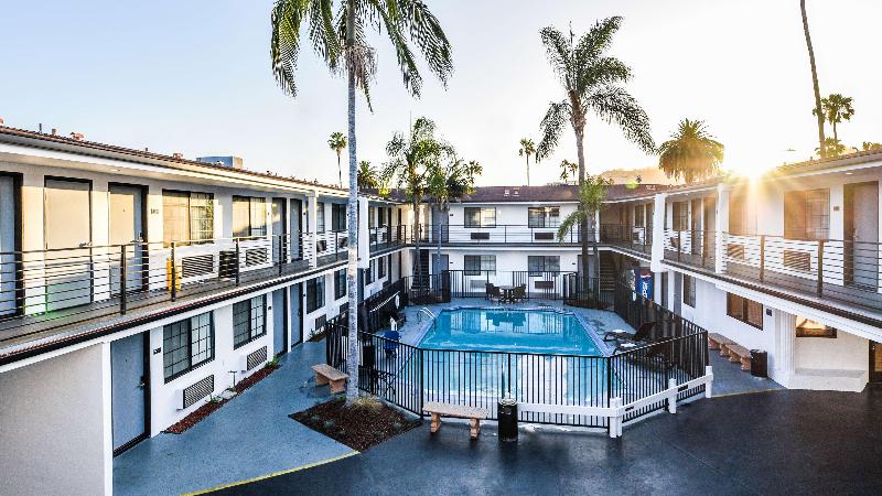 Sunset West Hotel, Surestay Collection By Best Western