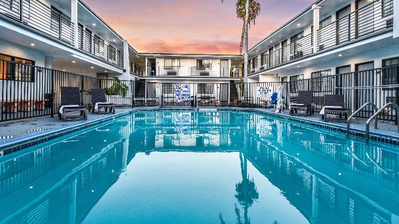 Sunset West Hotel, Surestay Collection By Best Western