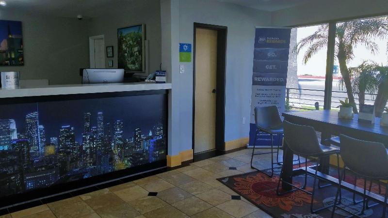 Sunset West Hotel, Surestay Collection By Best Western