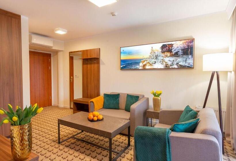 هتل Verde Montana Wellness & Spa