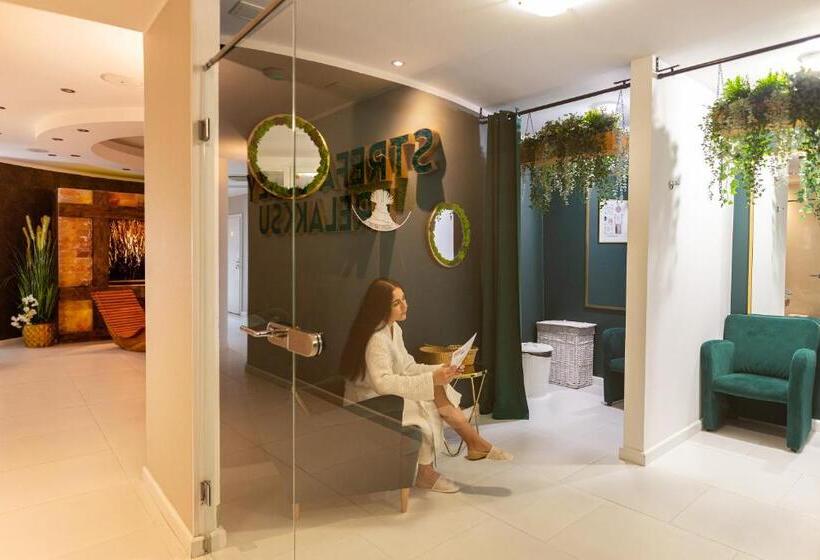 هتل Verde Montana Wellness & Spa