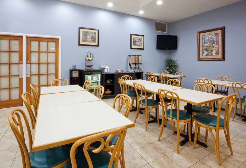 Grandstay Hotel And Suite Waseca