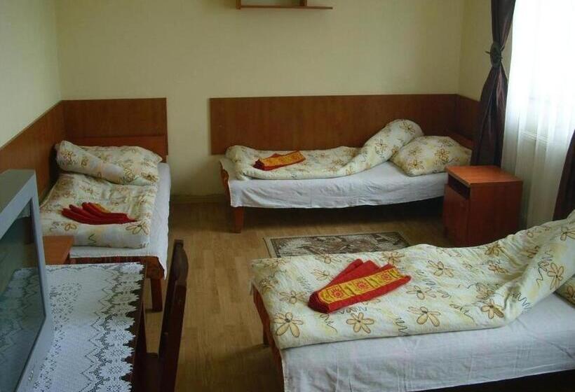 هتل Zajazd Pułaskiego