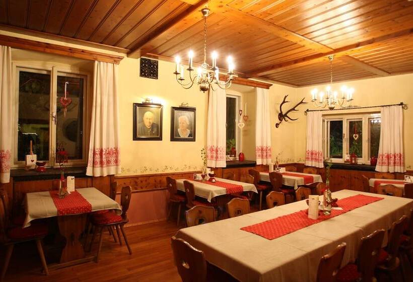 پانسیون Gasthof Eberhard Hof, Wirtshaus & Herberge