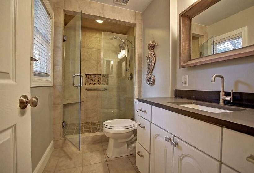 35 Twin Oaks