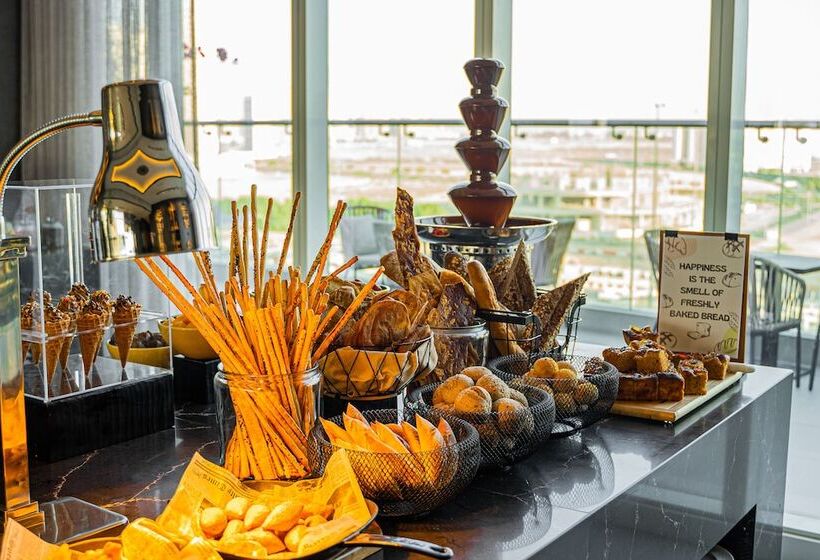 Fotos del hotel Mövenpick Jumeirah Village Triangle:  12