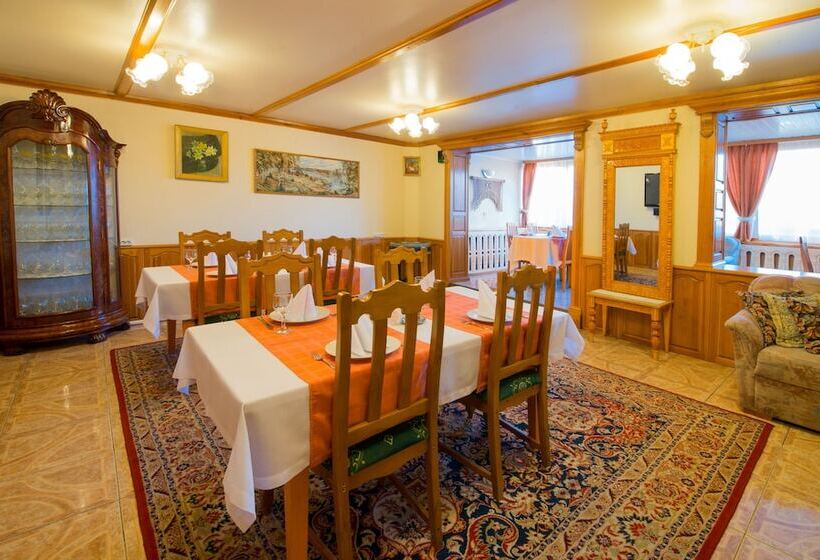 فندق Okolitsa