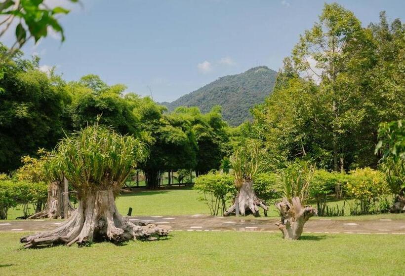 酒店 Singgahsana Villa