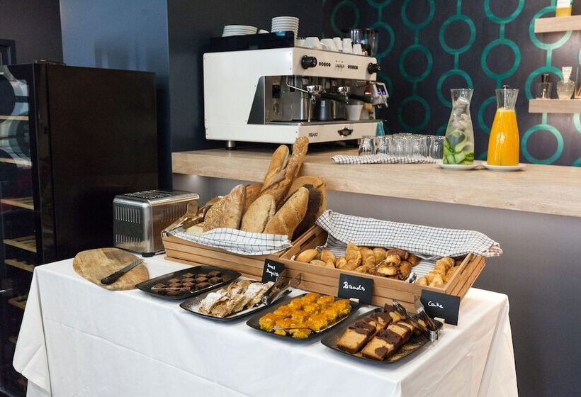 Trendy Hotel By Athens Prime Hotels