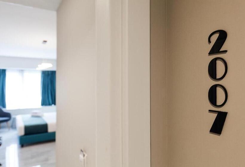 Trendy Hotel By Athens Prime Hotels